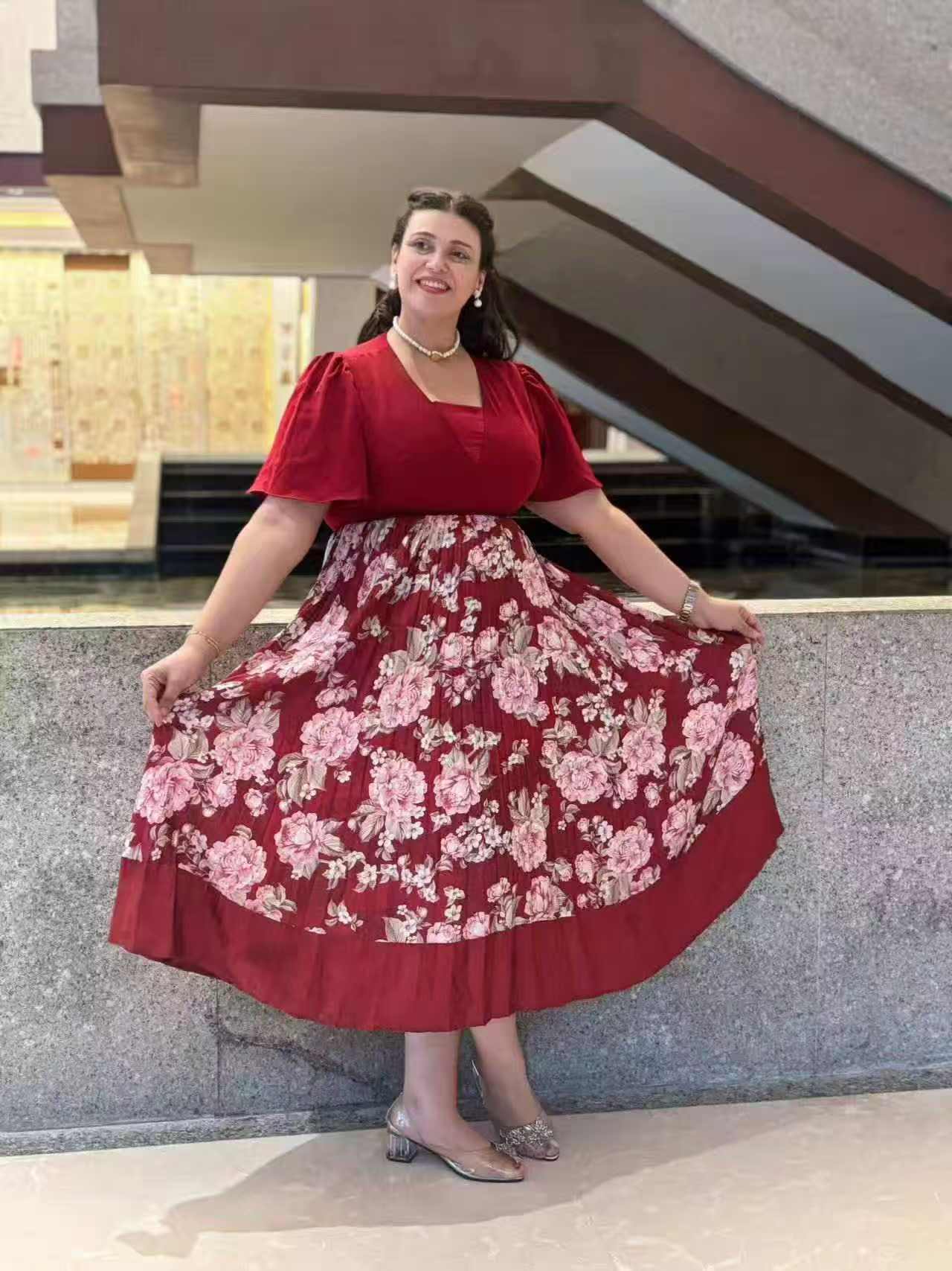 图为埃及文学翻译家、汉学家、作家米拉·艾哈迈德。受访者供图。