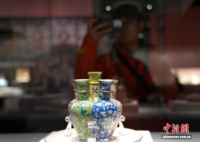 西藏博物馆国庆假期游人如织