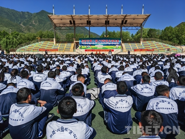 11 邓珠平措摄        前往昌都市第五高级中学开展“开学第一课”消防知识宣讲.jpg