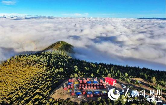 雅江县无人机项目基地（图片由雅江县委宣传部提供）