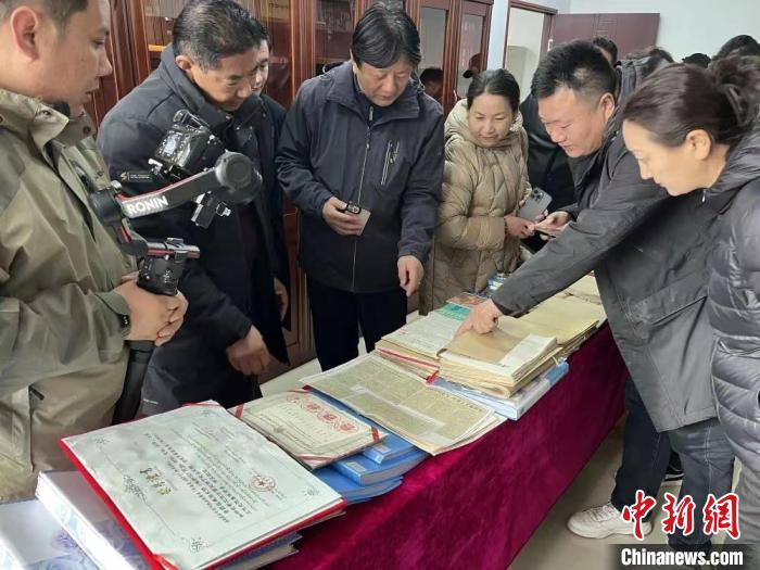 青海:新挂牌一处“格萨尔文化保护传承基地”