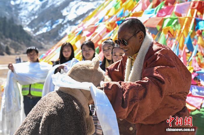 香格里拉巴拉格宗“天路108”开放自驾迎首批体验游客