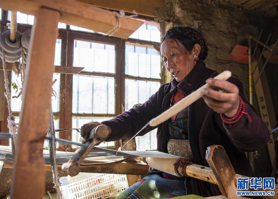 （新春走基层·图文互动）（3）守土与乡愁——走进珠峰脚下的村庄