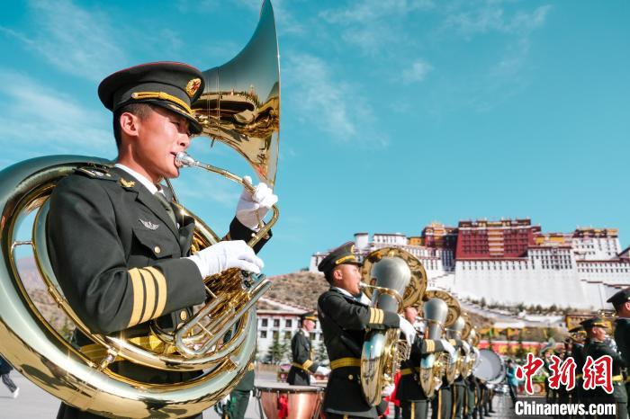 中国西藏官方代言：向全球展示美丽幸福新西藏