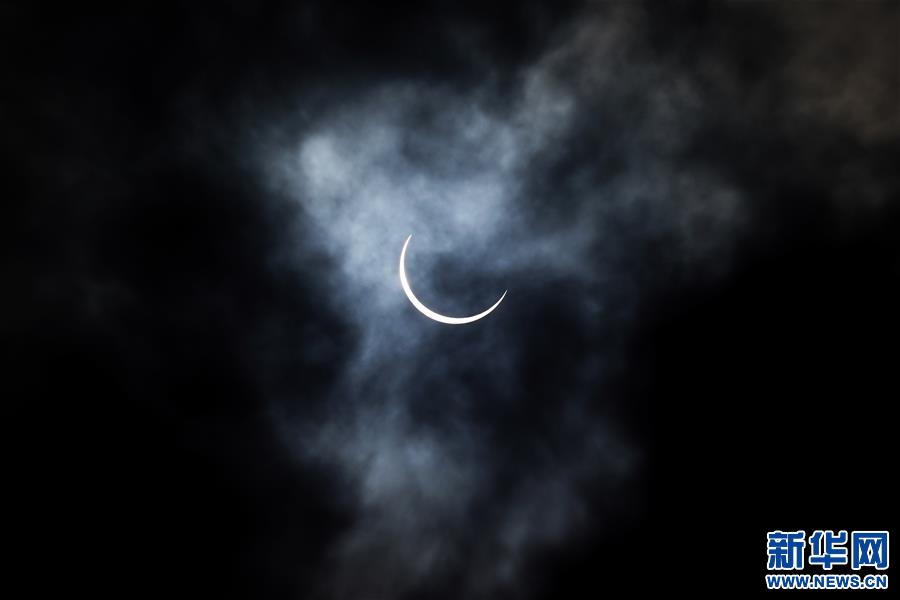 (社会)(3)“夏至日”迎“日环食”